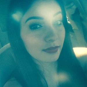 Meet your Posher, Sabrina